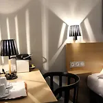 Hotel Western Opéra Drouot Parigi
