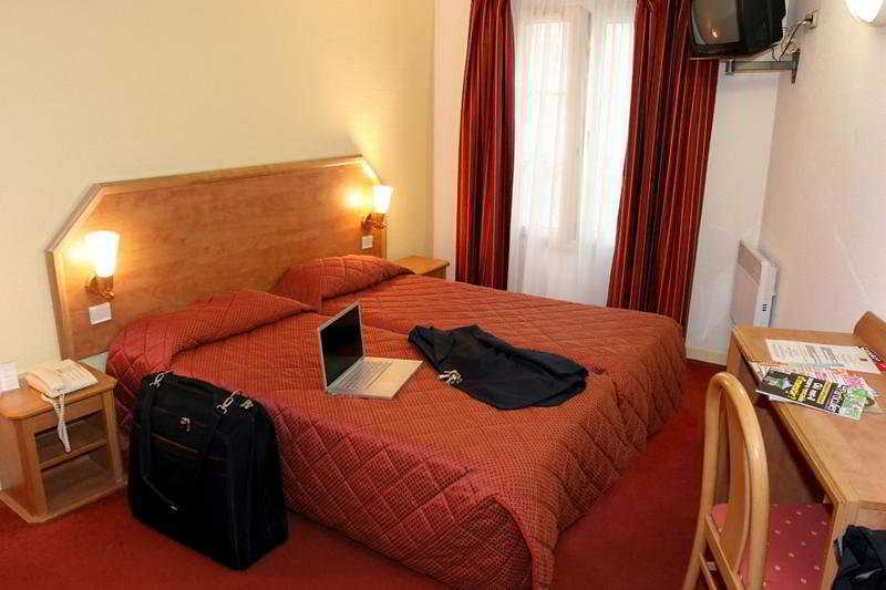 Western Opera Drouot